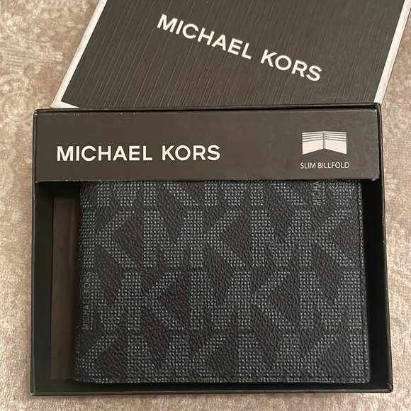 Brand New Michael Kors Admiral Blue Logo Slim Billfold Jet Set Men's Wallet - Picture 2 of 16